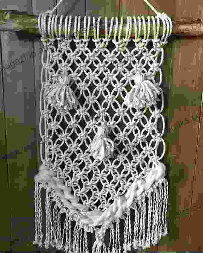 Inspiring Gallery Of Macrame Creations From Around The World Macrame For Absolute Beginner: Simple And Easy Patterns